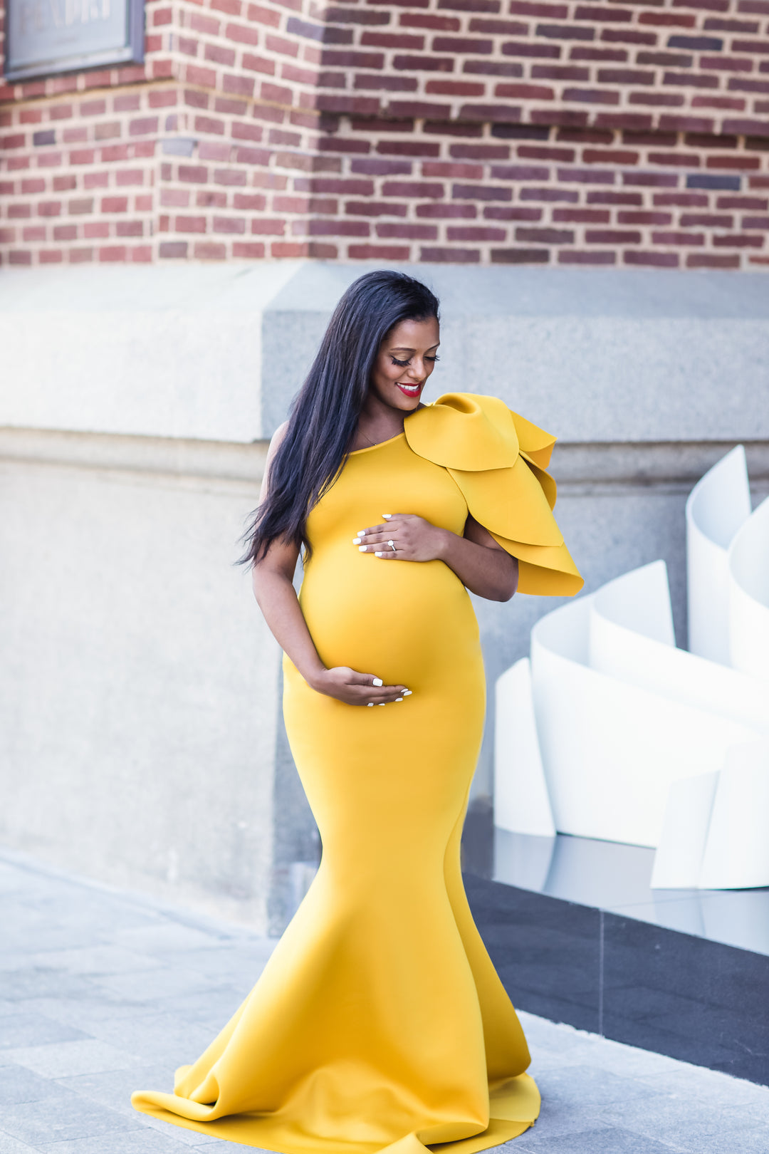Cute yellow maternity dress shop
